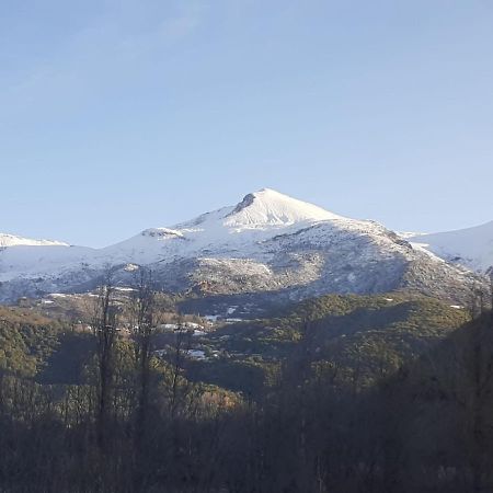 Perera Appartement Castejón de Sos Buitenkant foto